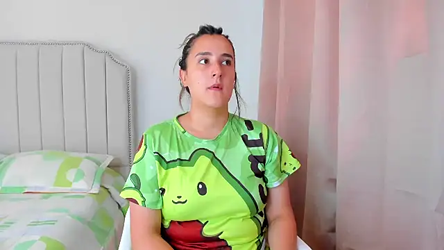 Hanna86 online show from September 19, 3:33 pm