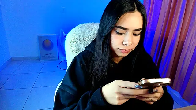 AmyOlimpo online show from February 6, 12:08 pm