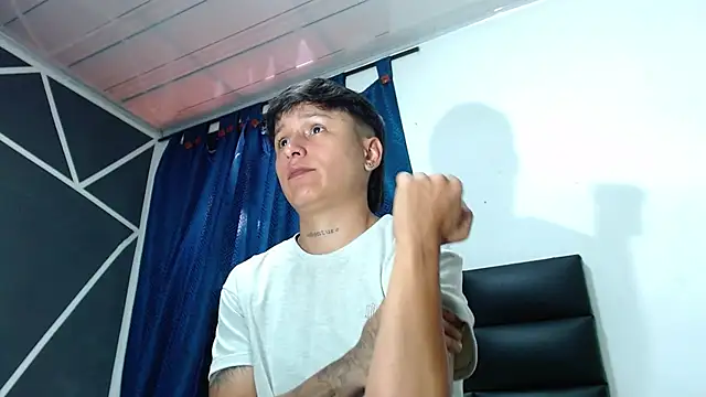 Snapshot of Tamarahryan chatting on October 8, 1:26 pm Tamarahryan online show from October 8, 1:26 pm