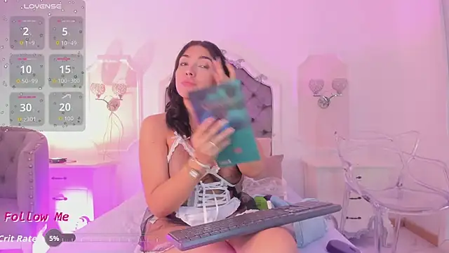  brenda becker online show from November 28, 8:45 pm