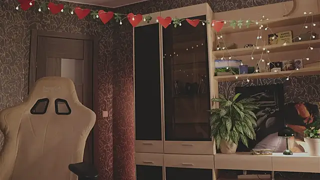 Chill out with Salvia online show from January 17, 5:31 pm