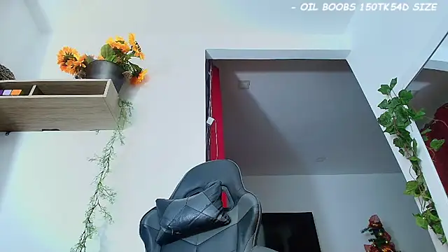 AnaSpencerx online show from November 19, 10:37 am