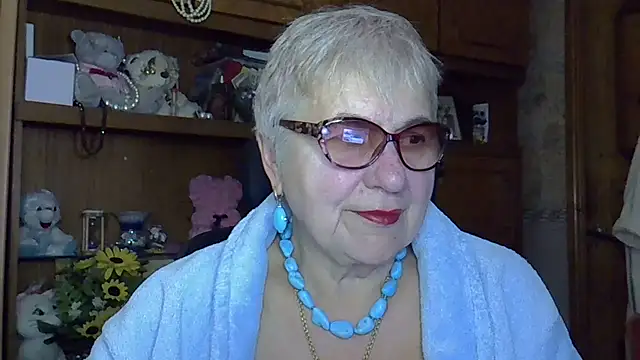 Snapshot of SweetCherry27 chatting on November 1, 4:55 pm SweetCherry27 online show from November 1, 4:55 pm