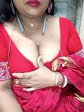 Sophiaboudi online show from November 15, 6:09 pm