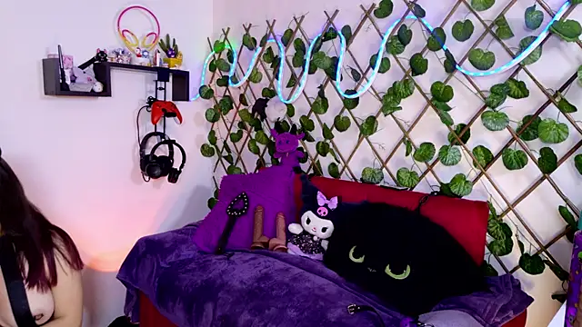  kalypso  online show from April 18, 9:04 pm