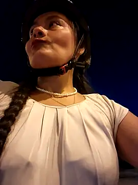 Snapshot of bellapaty chatting on September 17, 7:01 pm bellapaty online show from September 17, 7:01 pm