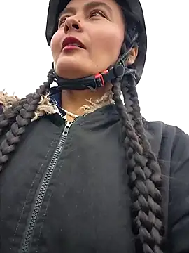 Snapshot of bellapaty chatting on October 13, 8:39 am bellapaty online show from October 13, 8:39 am