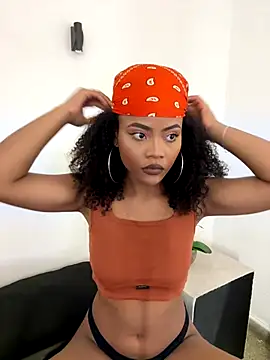 Snapshot of ShadayCarmell chatting on October 17, 8:45 pm ShadayCarmell online show from October 17, 8:45 pm