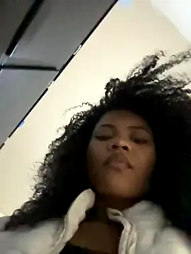 Snapshot of ShadayCarmell chatting on October 14, 8:44 pm ShadayCarmell online show from October 14, 8:44 pm