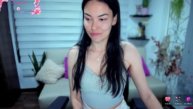 Lunlunera online show from October 6, 3:01 am