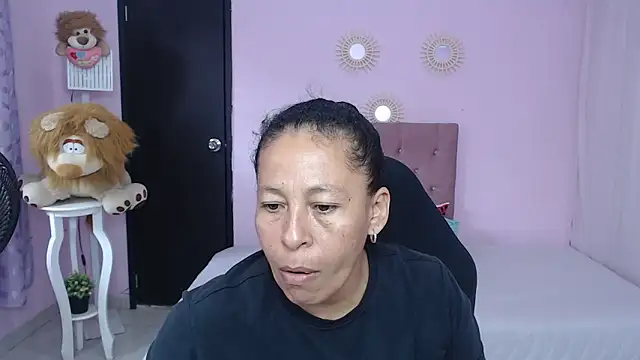 mature martina online show from March 12, 7:38 pm