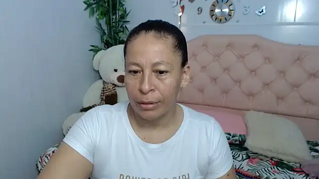 Snapshot of mature_martina chatting on September 21, 6:06 pm mature martina online show from September 21, 6:06 pm