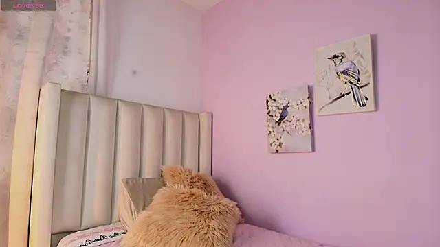 Mhia palmer online show from April 10, 3:51 pm