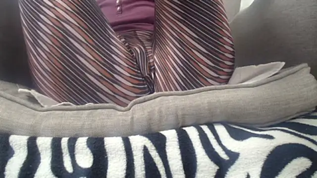 Snapshot of Web_Lady chatting on November 16, 12:49 pm Web Lady online show from November 16, 12:49 pm