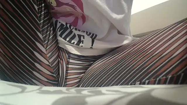 Snapshot of Web_Lady chatting on October 11, 3:59 pm Web Lady online show from October 11, 3:59 pm