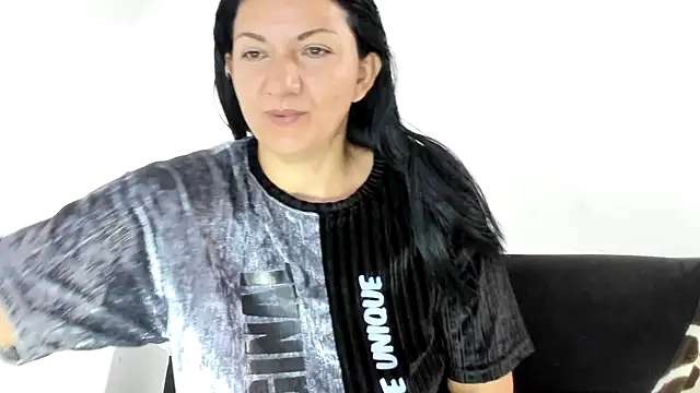 Snapshot of Angelblue_ chatting on October 8, 2:54 pm Angelblue online show from October 8, 2:54 pm