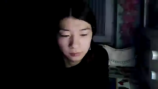 Snapshot of CarlyJoy chatting on October 28, 1:17 pm CarlyJoy online show from October 28, 1:17 pm