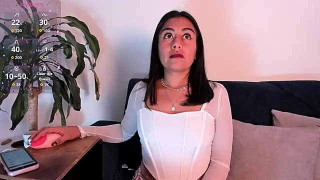 im amber online show from January 13, 2:54 pm