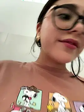 Snapshot of Natha_Fantasy chatting on September 17, 9:57 pm Natha Fantasy online show from September 17, 9:57 pm