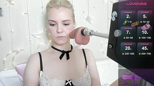 Kaya Devis online show from March 30, 8:47 am