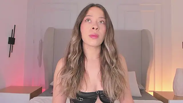 chloe d online show from November 22, 1:25 pm