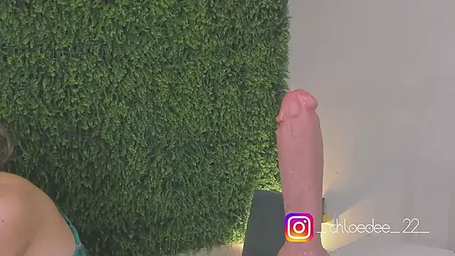 chloe d online show from September 22, 12:58 pm