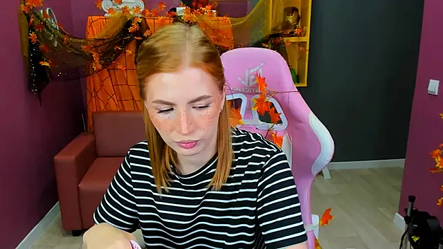 Mira  Blush online show from October 14, 1:35 pm