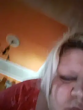 ducicsajsziii online show from November 29, 2:21 pm