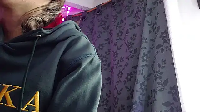 Niky 777 online show from April 9, 3:31 am