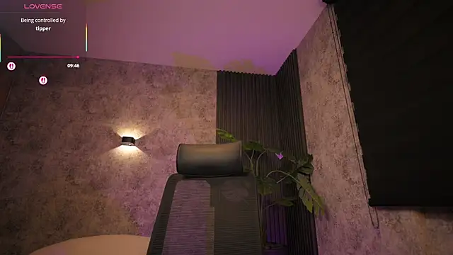 Snapshot of AmyWalker_ chatting on October 14, 10:07 am AmyWalker online show from October 14, 10:07 am