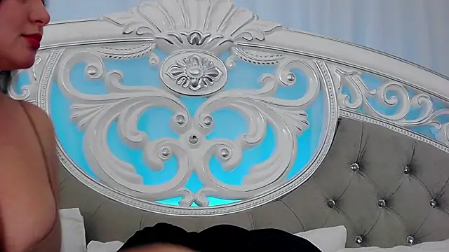 MeIisaLove online show from March 26, 5:47 pm