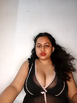 bumblebeegirl online show from November 2, 3:48 pm