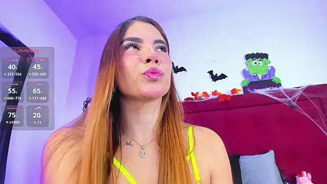 Snapshot of stephh_222 chatting on October 15, 12:19 pm stephh 222 online show from October 15, 12:19 pm