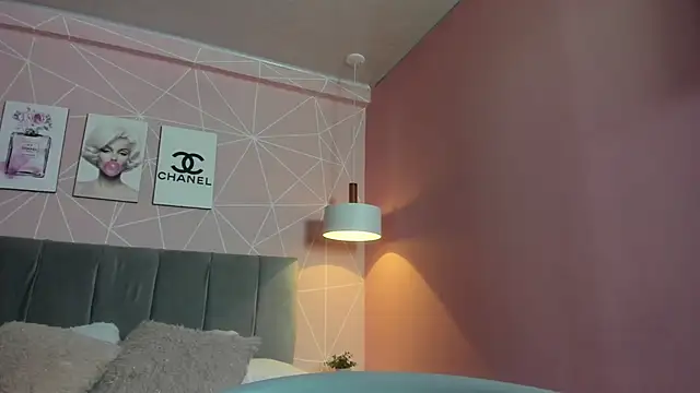 dolly zoe online show from September 22, 10:08 pm