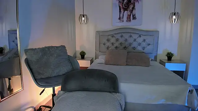 Snapshot of ayshel__ chatting on October 4, 7:47 am ayshel online show from October 4, 7:47 am