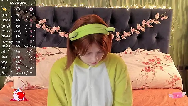 AliceLanley online show from September 30, 11:16 am