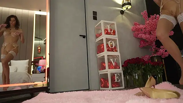 Arte Adelle online show from February 24, 7:18 am