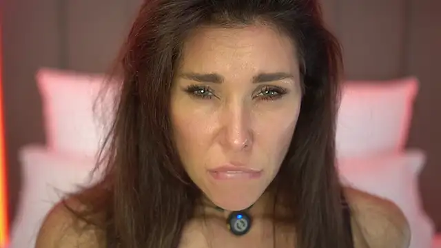 Snapshot of Arte_Adelle chatting on October 7, 4:17 am Arte Adelle online show from October 7, 4:17 am