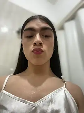 valendoll online show from October 23, 11:00 pm