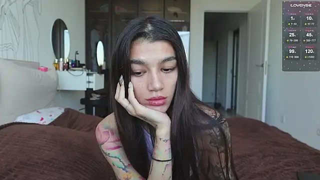 vinkitinkii online show from October 9, 7:56 am