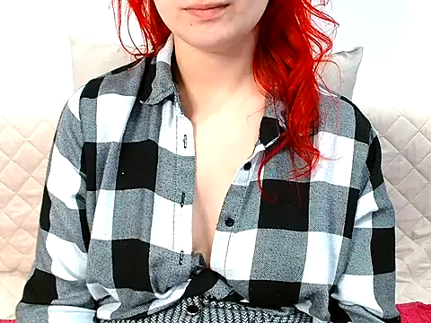 Cristina foryou online show from December 17, 10:41 am