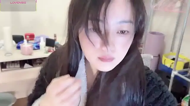 A-xena online show from December 2, 2:02 am