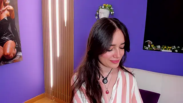 Snapshot of Kate_Amaretto_ chatting on September 18, 9:57 pm Kate Amaretto  online show from September 18, 9:57 pm