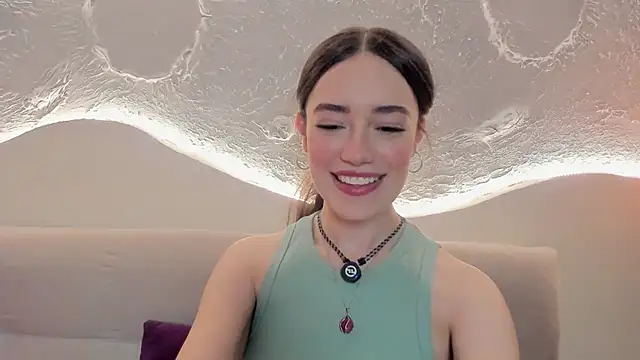 Snapshot of Kate_Amaretto_ chatting on October 31, 9:41 pm Kate Amaretto  online show from October 31, 9:41 pm