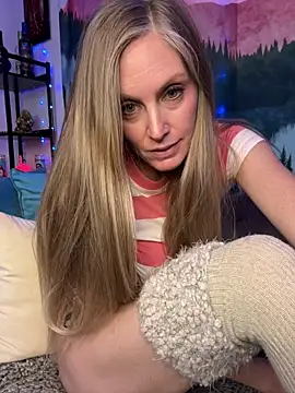 ItsDanniG online show from January 31, 10:19 pm