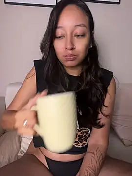 DianaHopson online show from June 3, 12:50 pm