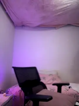 Snapshot of lilian_prada chatting on October 2, 9:09 pm lilian prada online show from October 2, 9:09 pm