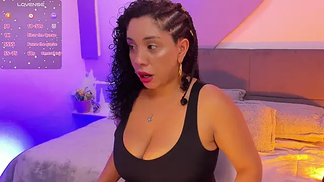 Snapshot of ana_sweet2 chatting on October 20, 10:18 am ana sweet2 online show from October 20, 10:18 am