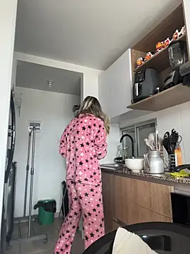 Snapshot of Ameellie chatting on October 11, 4:31 pm Ameellie online show from October 11, 4:31 pm