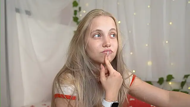  Appr0ved  online show from September 19, 4:50 pm